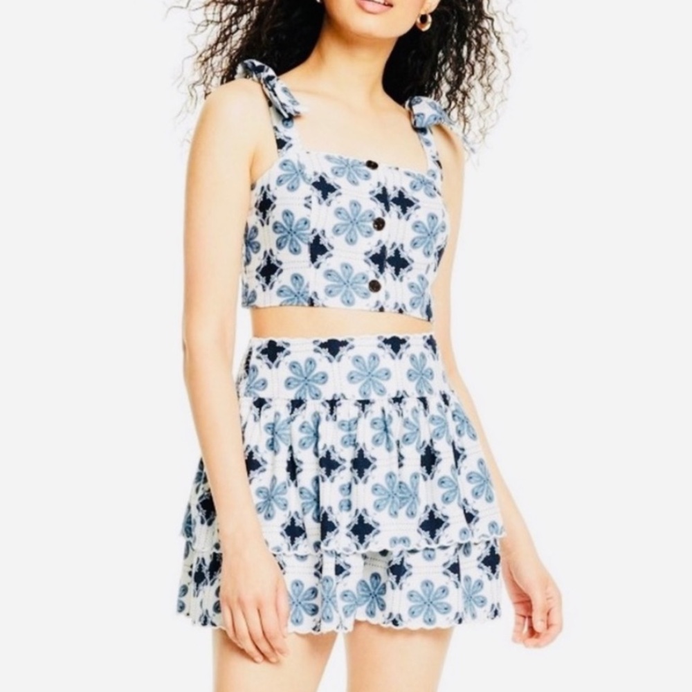Agua Bendita x Target Blue and White Floral Set